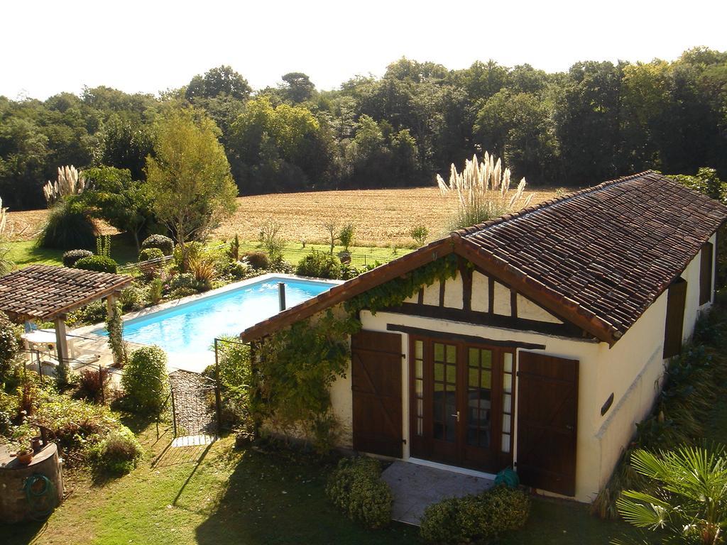 Villa Grand Hourcqs Pouillon Exterior foto